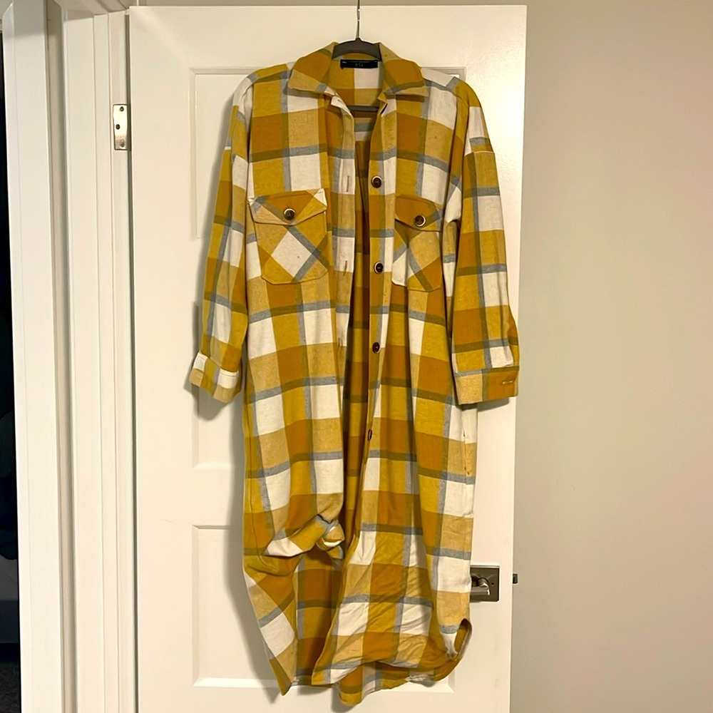 Plaid flannel long shirt size small worn twice.